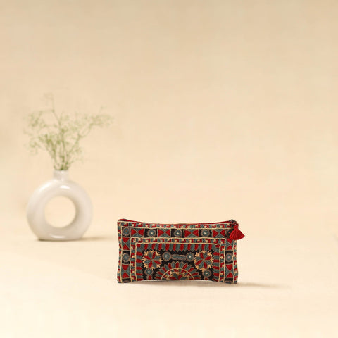 Kutch node bhori hand embroidered clutch purse 31