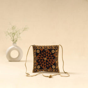 Kutch node fulado hand embroidered sling bag 63