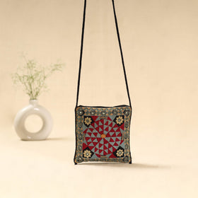 Kutch node fulado hand embroidered sling bag 71