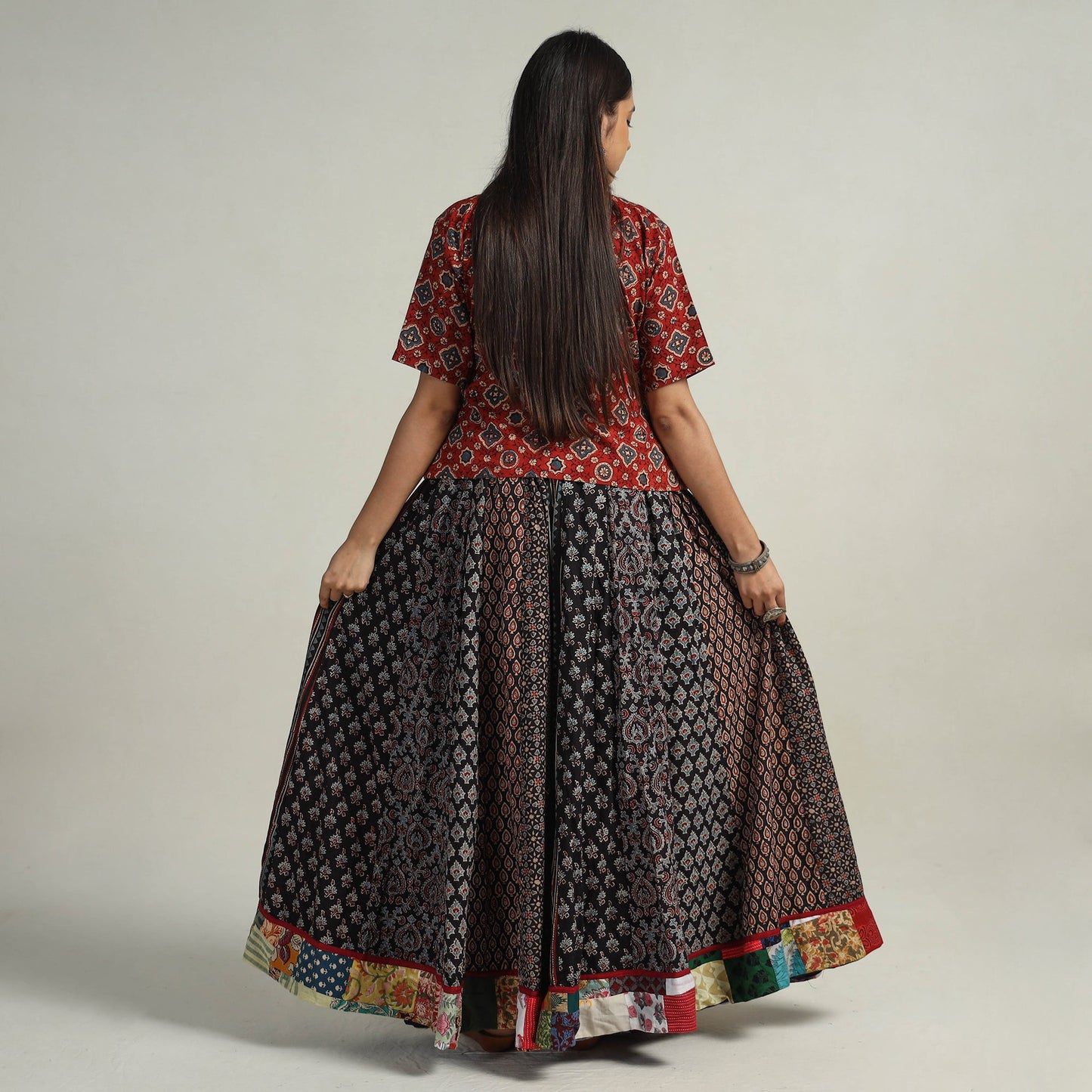 Buy Kutch Block Printed 24 Kali Cotton Long Skirt 06 Online at iTokri.com