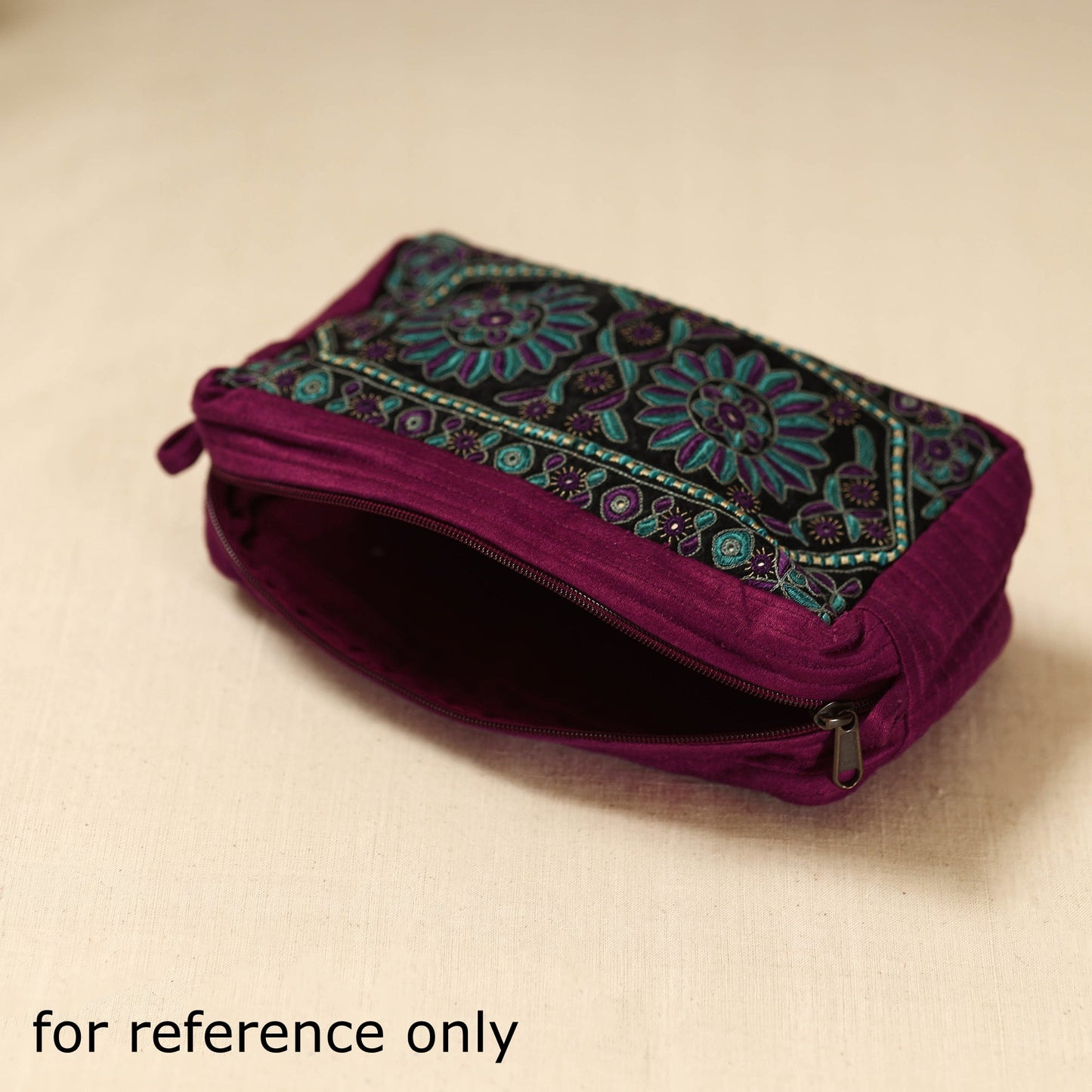 Kutch sindhi memon hand embroidered travel pouch 222