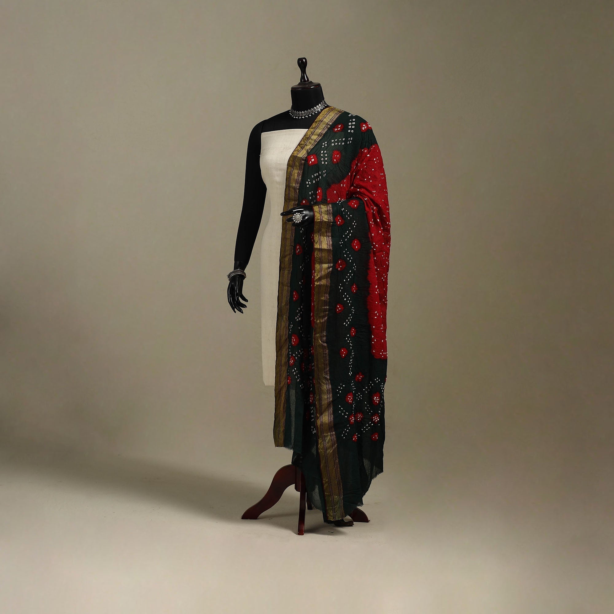 Kutch tie-dye cotton bandhani dupatta 05 - handcrafted