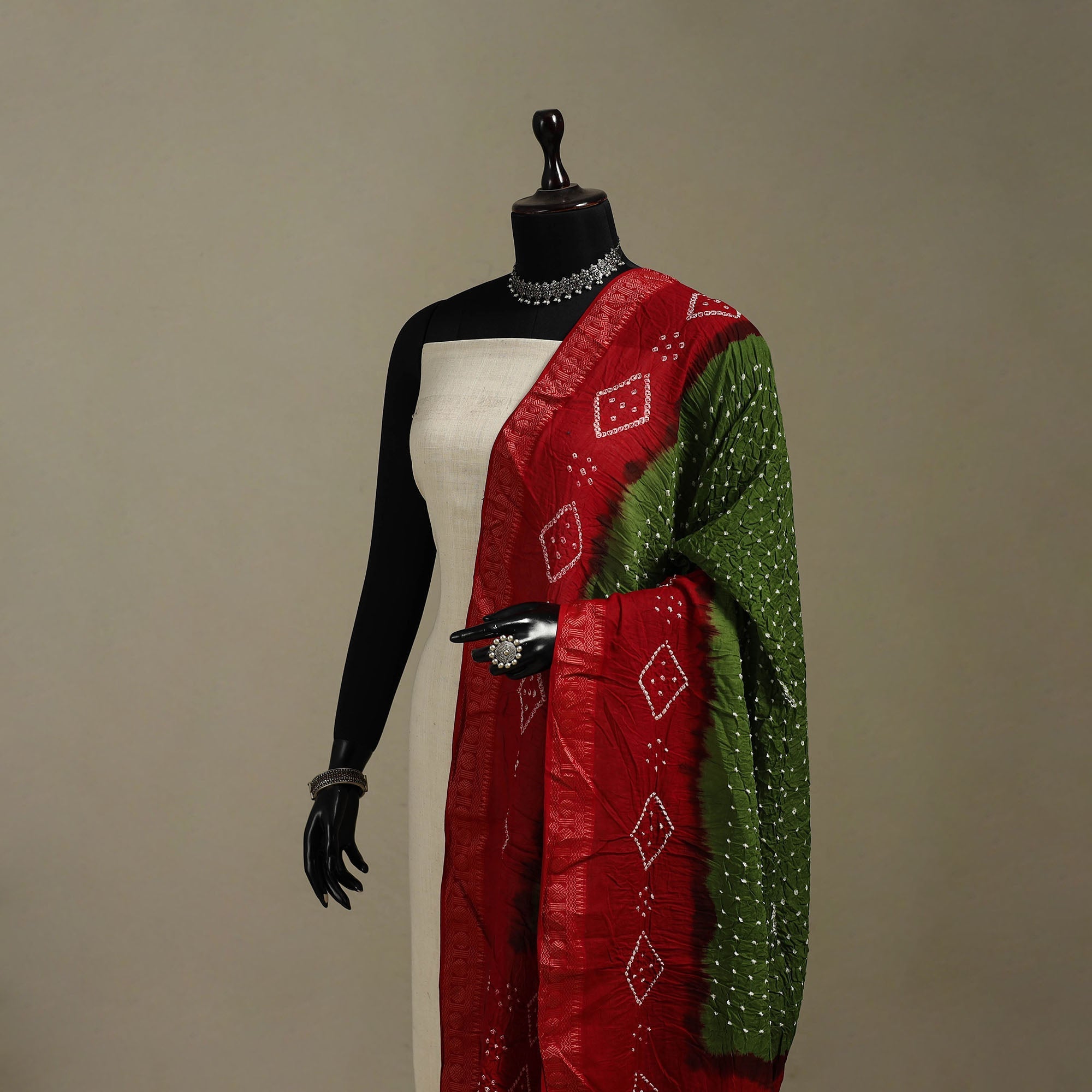 Kutch tie-dye cotton bandhani dupatta 09 - handcrafted