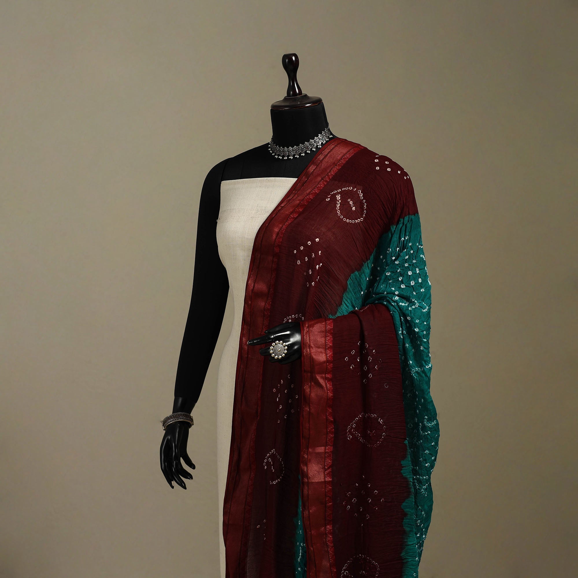 Kutch tie-dye cotton bandhani dupatta 19 - handcrafted