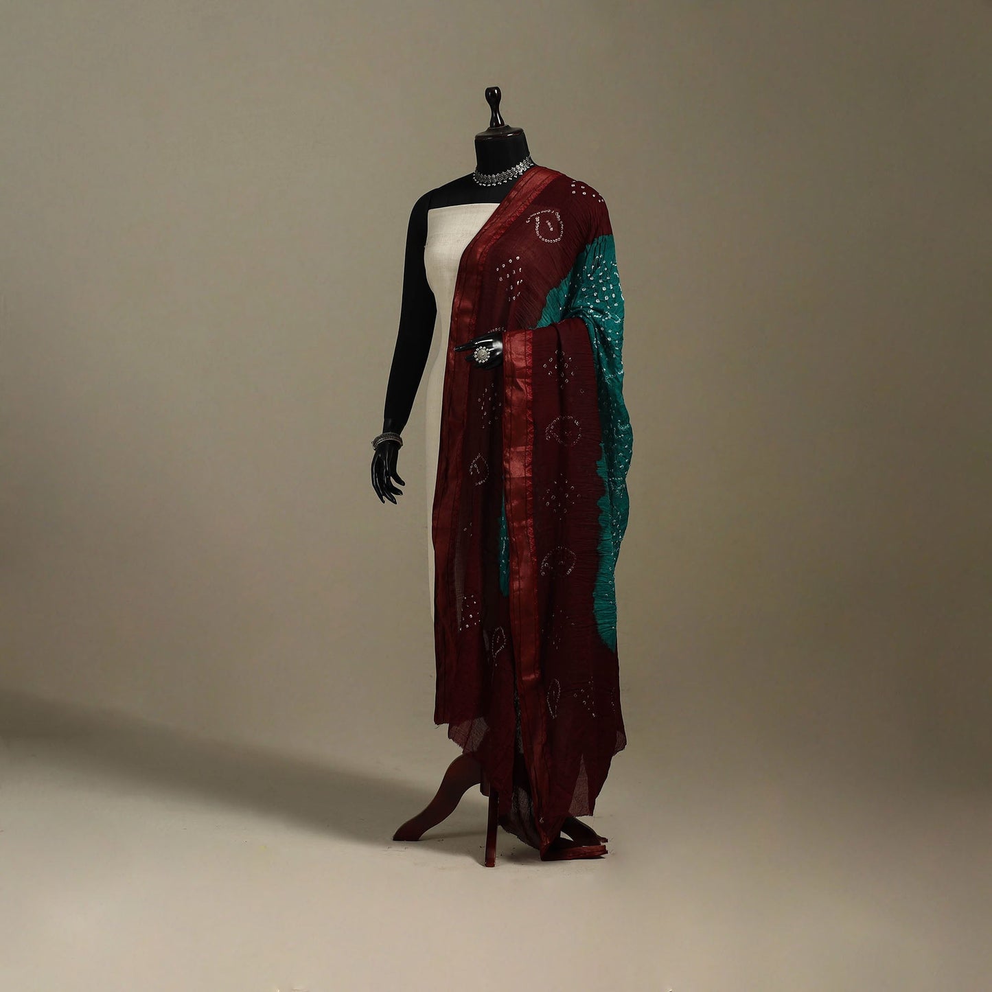 Kutch tie-dye cotton bandhani dupatta 19 - handcrafted