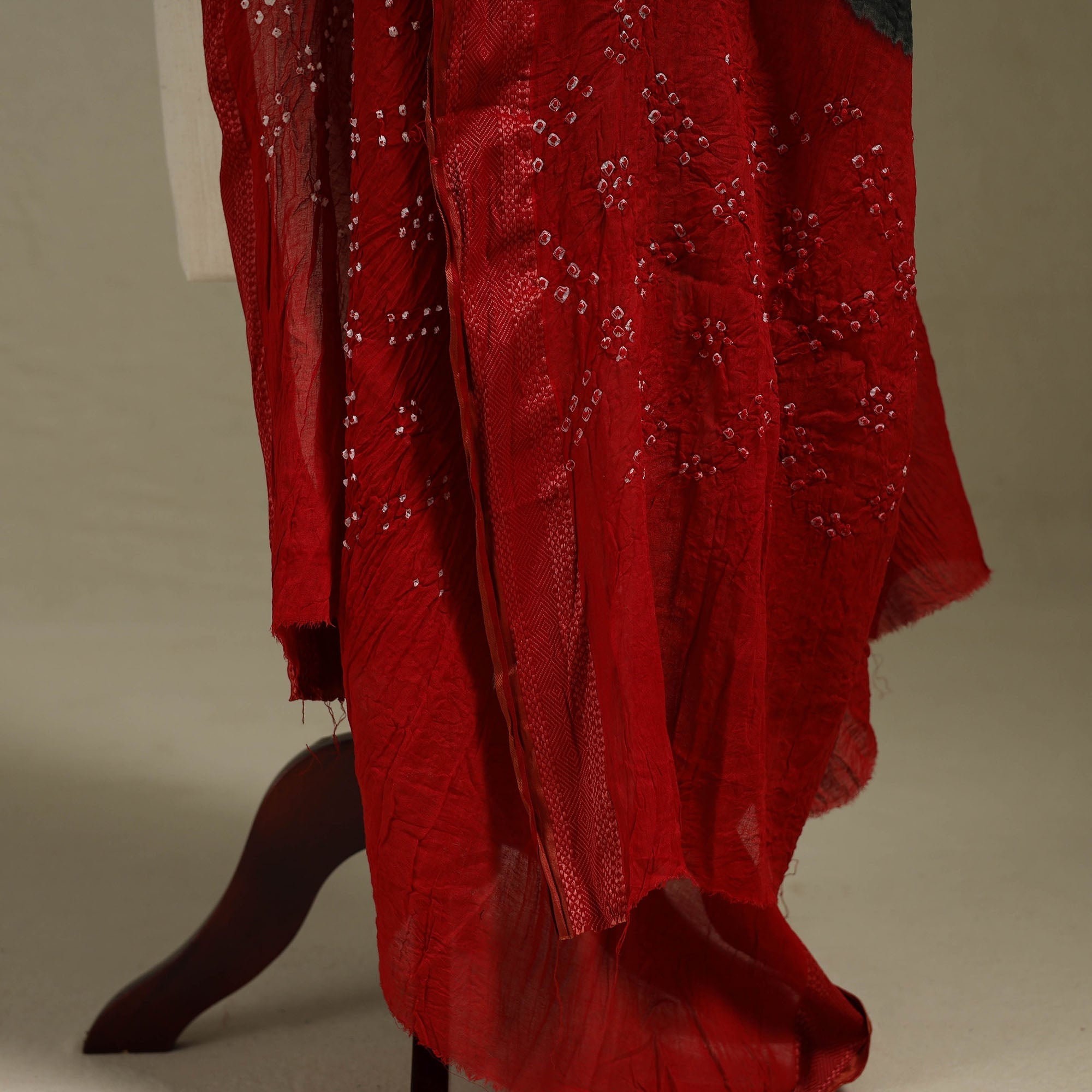 Kutch tie-dye cotton bandhani dupatta 24 - handcrafted