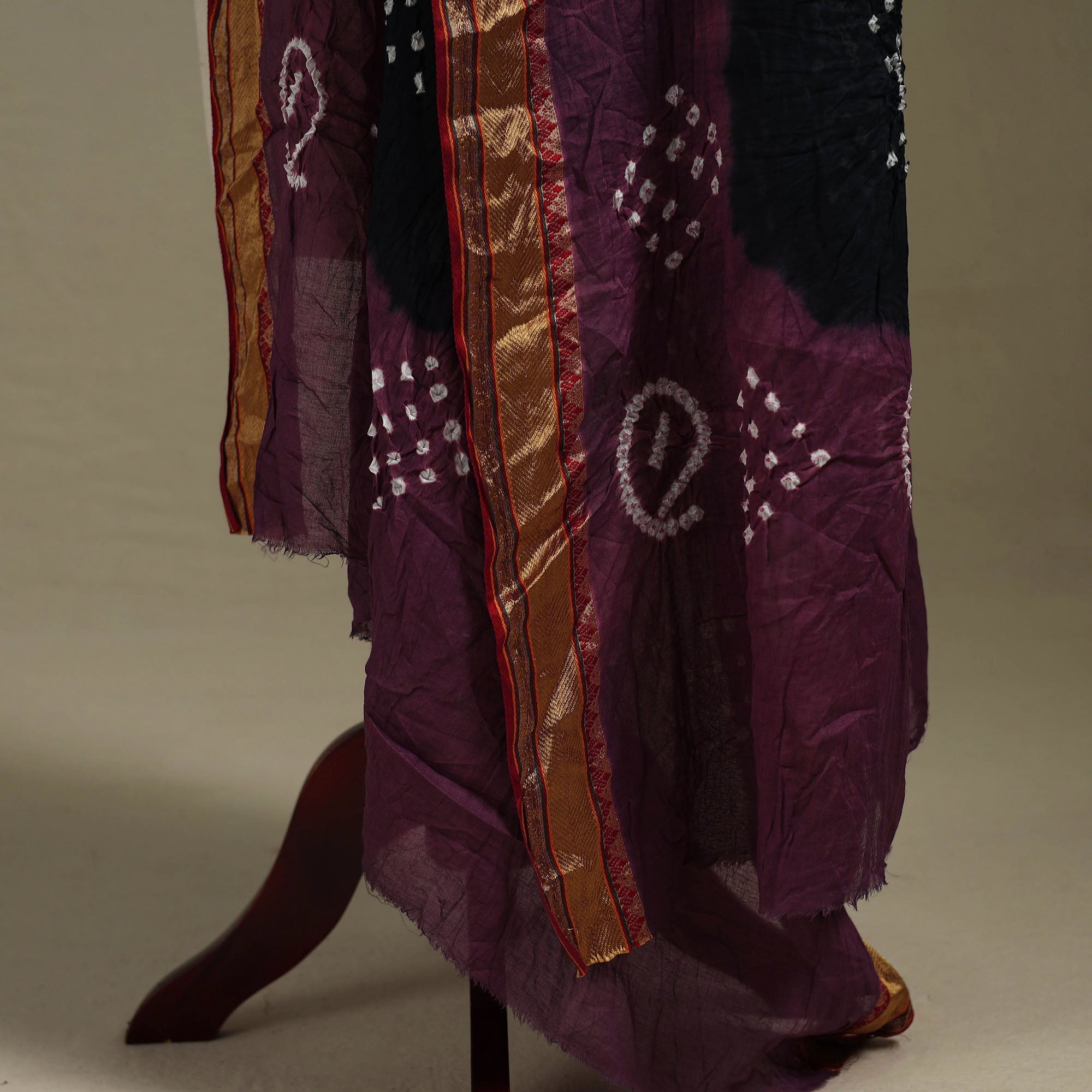 Kutch tie-dye cotton bandhani dupatta 28 - handcrafted