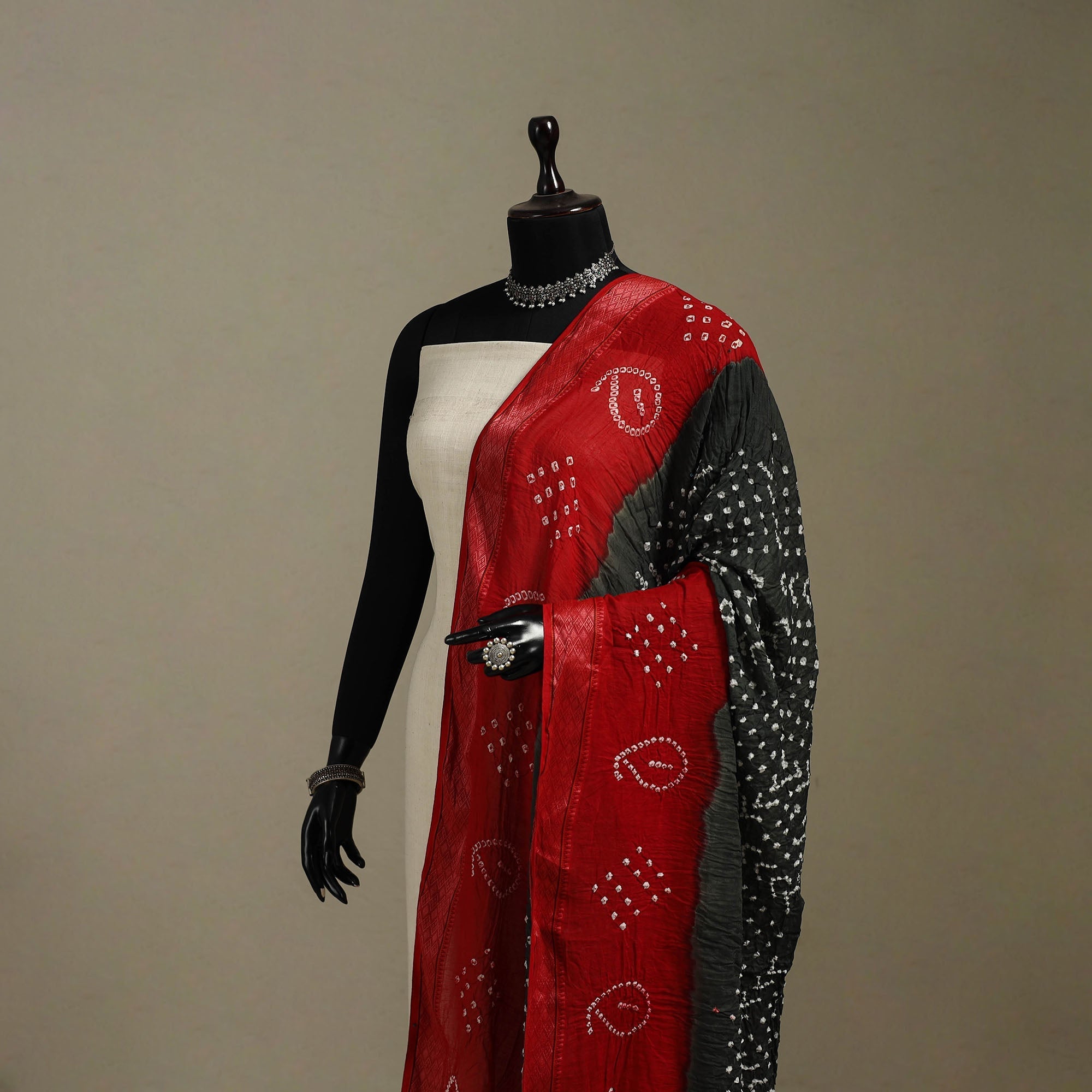 Kutch tie-dye cotton bandhani dupatta 36 - handcrafted