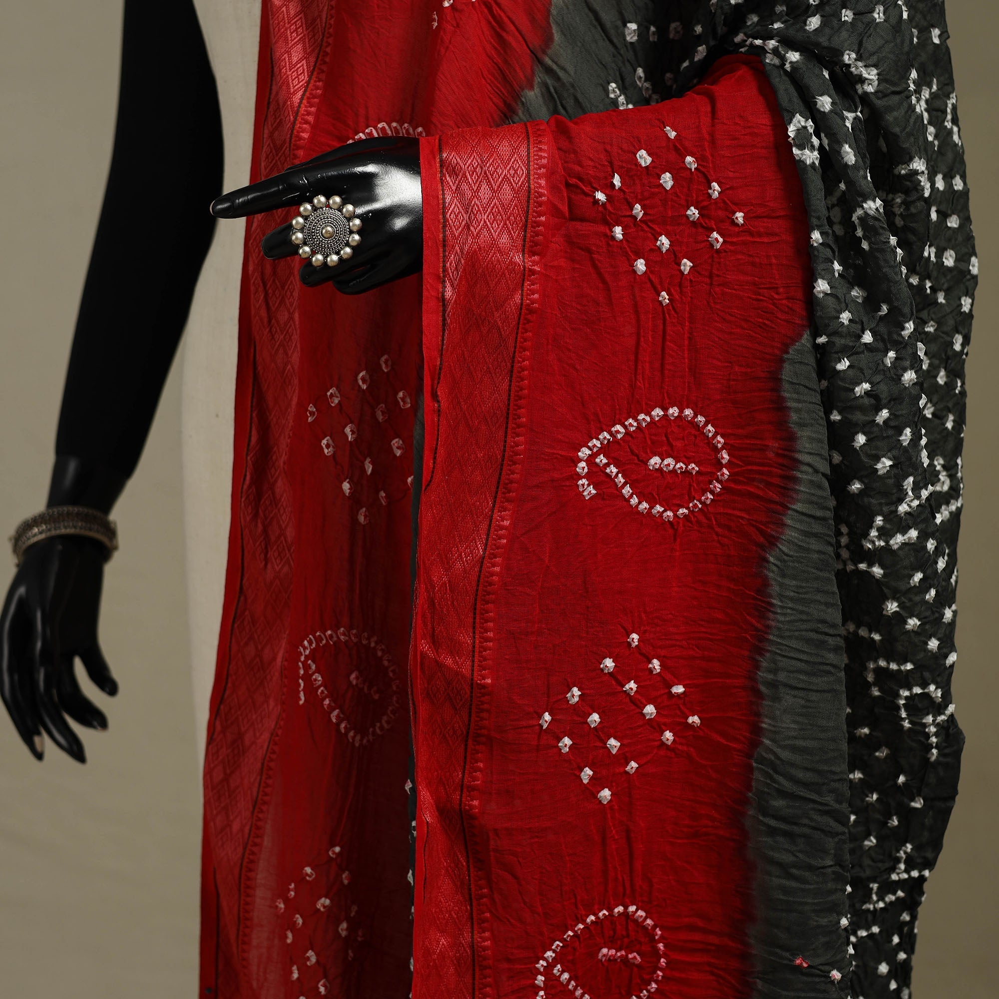 Kutch tie-dye cotton bandhani dupatta 36 - handcrafted
