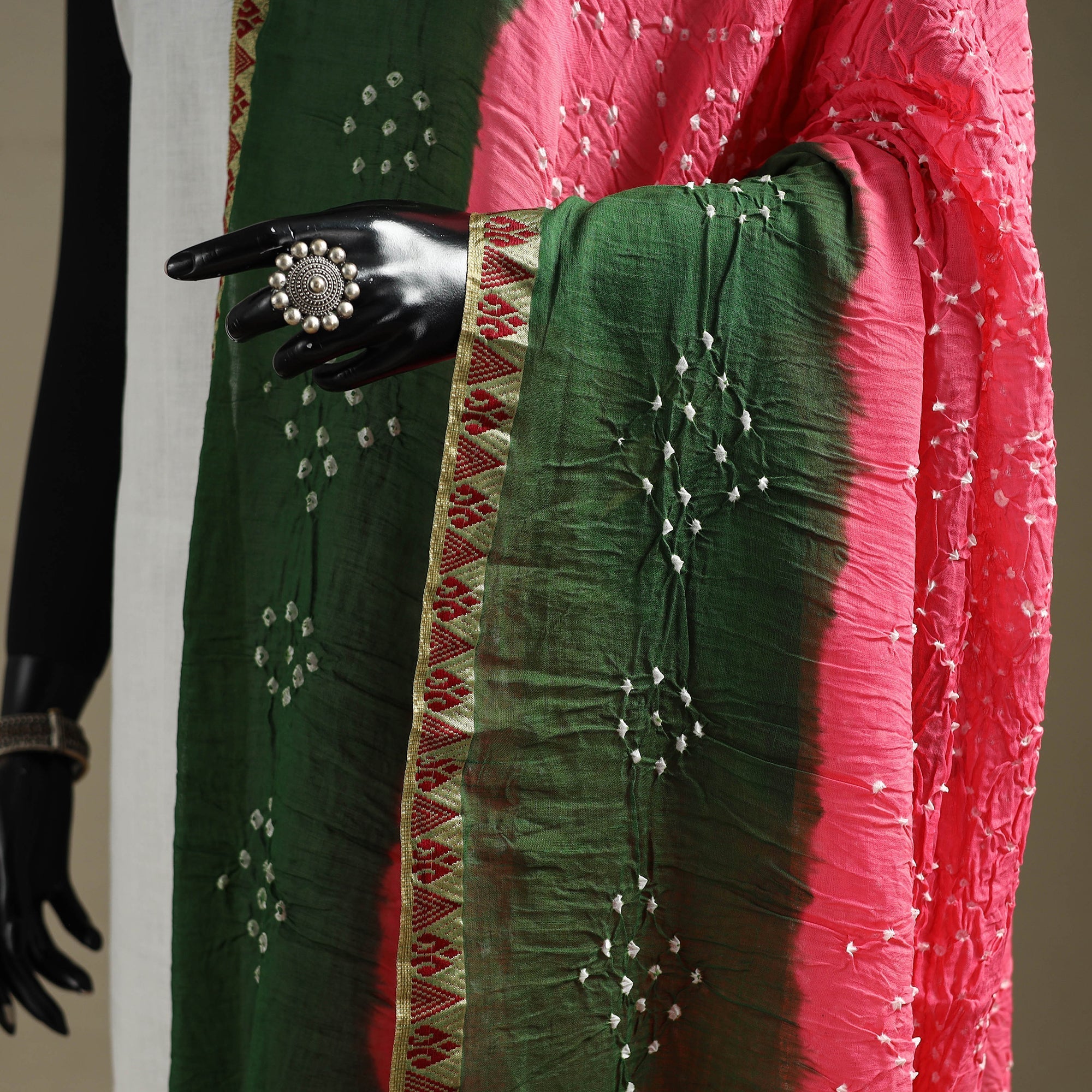Kutch tie-dye cotton bandhani dupatta with border 49