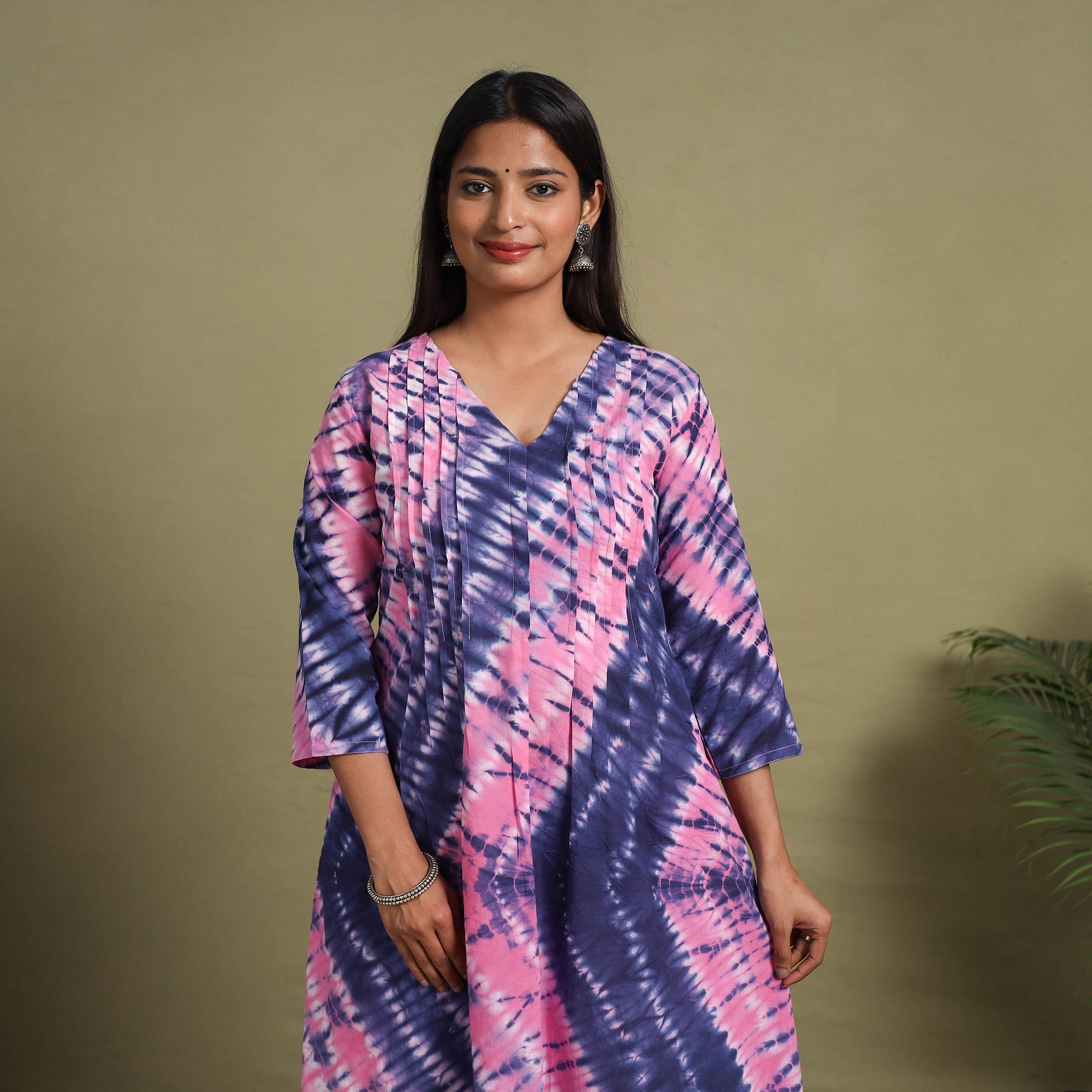 Multicolor A-Line Tie & Dye Cotton Pintuck Shibori Kurta for Women