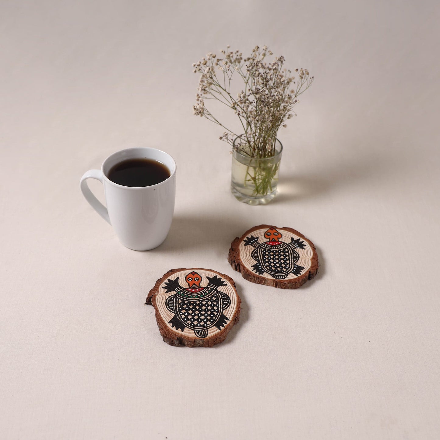 Madhubani handpainted pine wood coaster (set of 2) 13