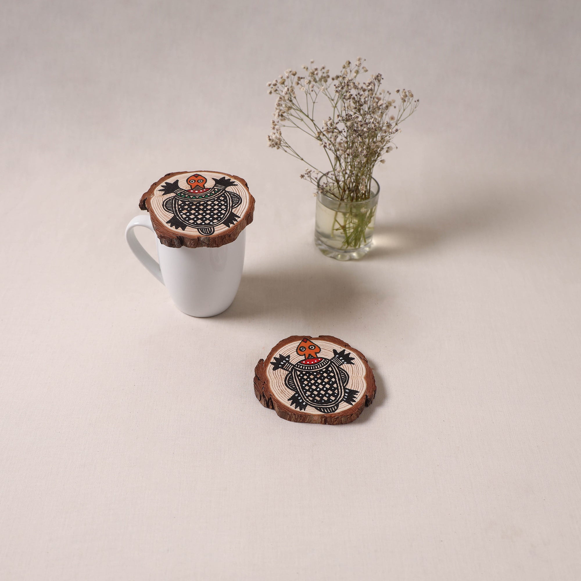 Madhubani handpainted pine wood coaster (set of 2) 13