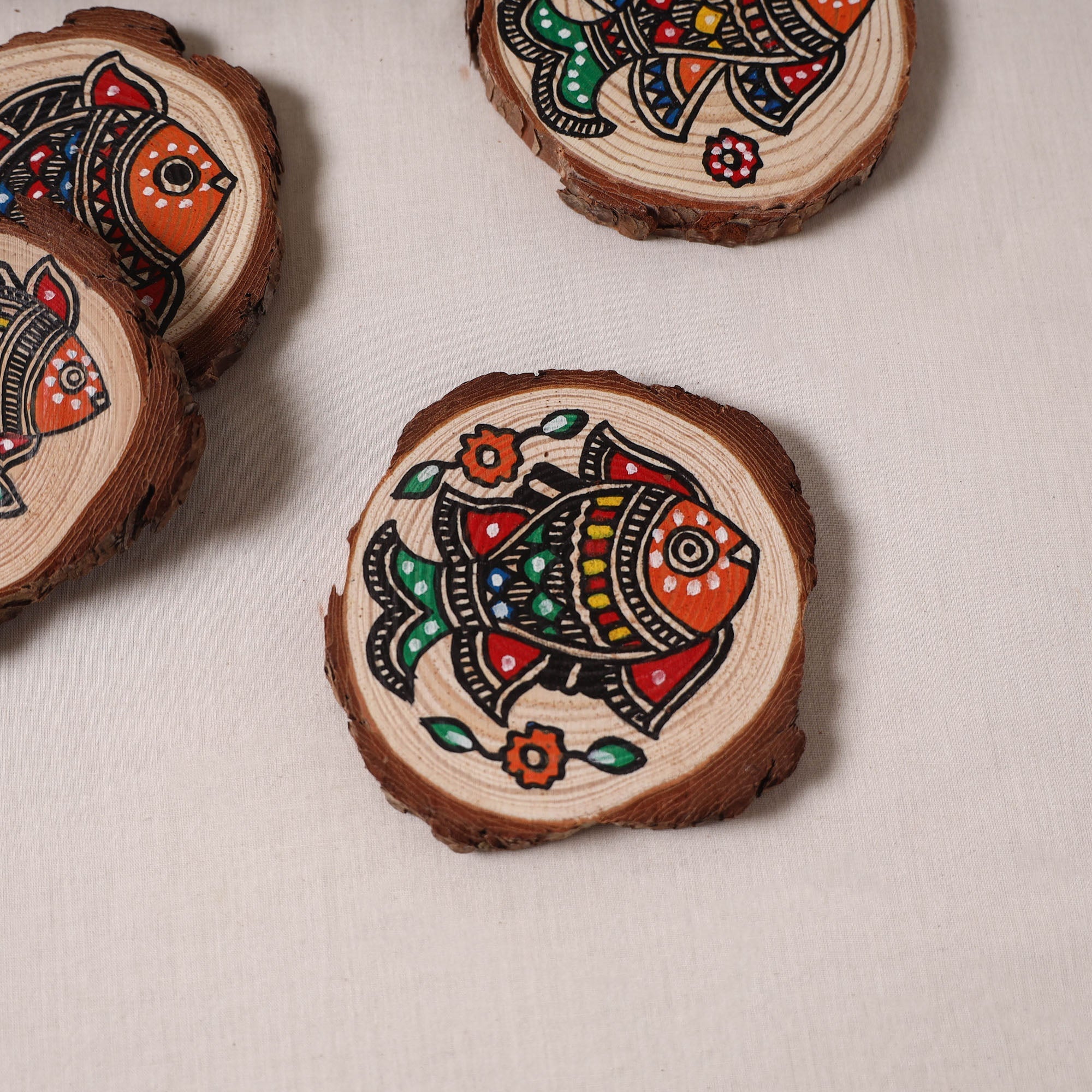 Madhubani handpainted pine wood coaster (set of 4) 05