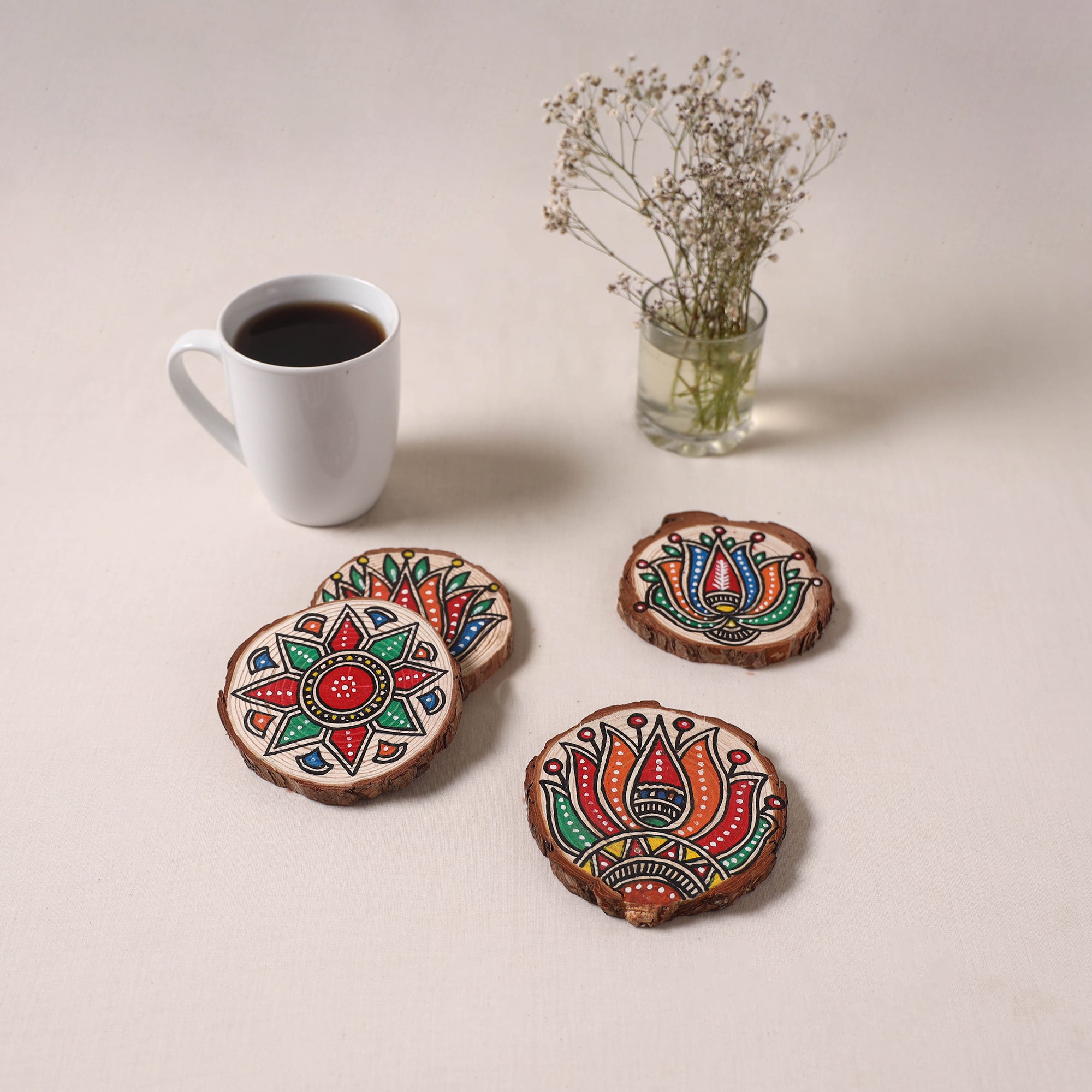 Madhubani handpainted pine wood coaster (set of 4) 08
