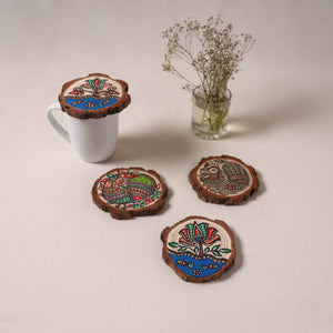 Madhubani handpainted pine wood coaster (set of 4) 11