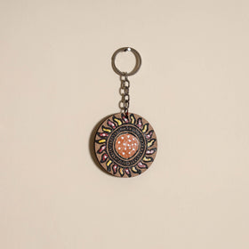 Madhubani handpainted wooden keychain 04 - handcrafted