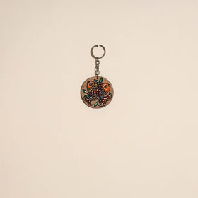 Madhubani handpainted wooden keychain 15 - handcrafted
