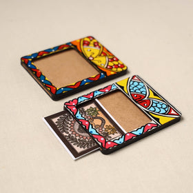Madhubani handpainted wooden photo frame fridge magnet (set