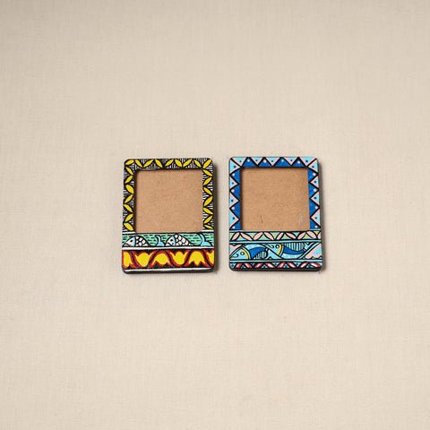 Madhubani handpainted wooden photo frame fridge magnet (set