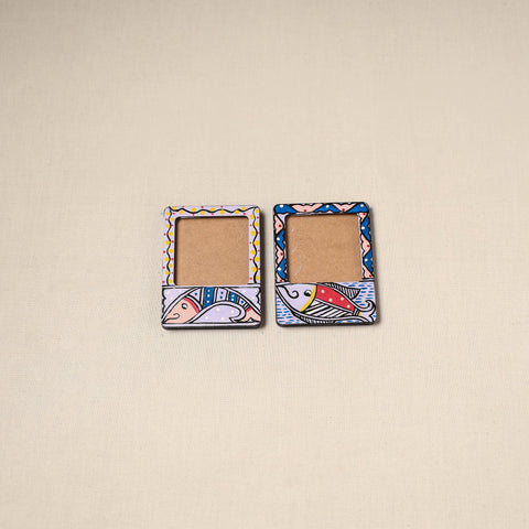 Madhubani handpainted wooden photo frame fridge magnet (set