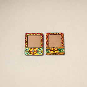 Madhubani handpainted wooden photo frame fridge magnet (set