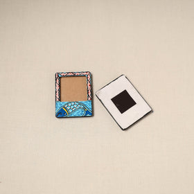 Madhubani handpainted wooden photo frame fridge magnet (set