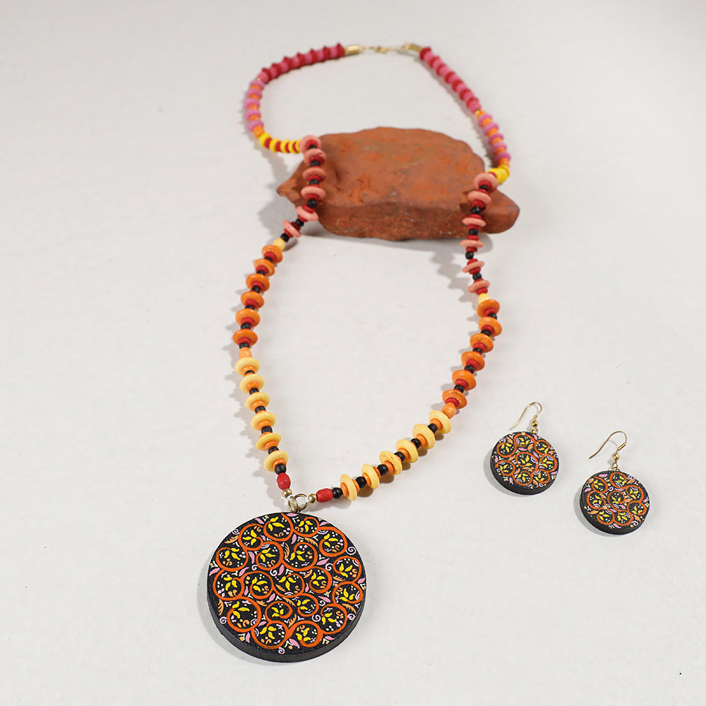 Buy Miniature Hand-painted Wooden Necklace With Beads Online at iTokri.com
