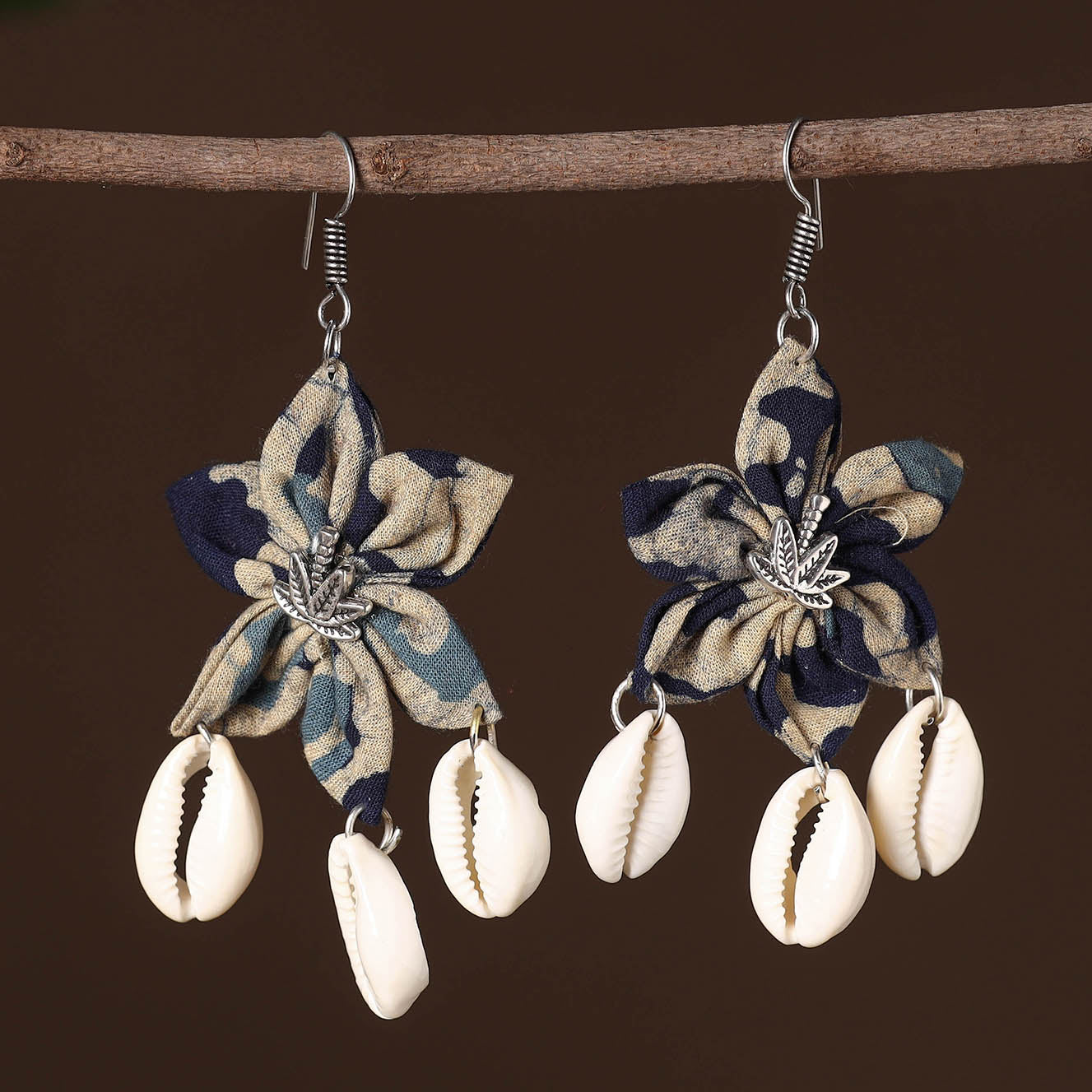 Multicolor - muskaan fabart phool kali shell earrings