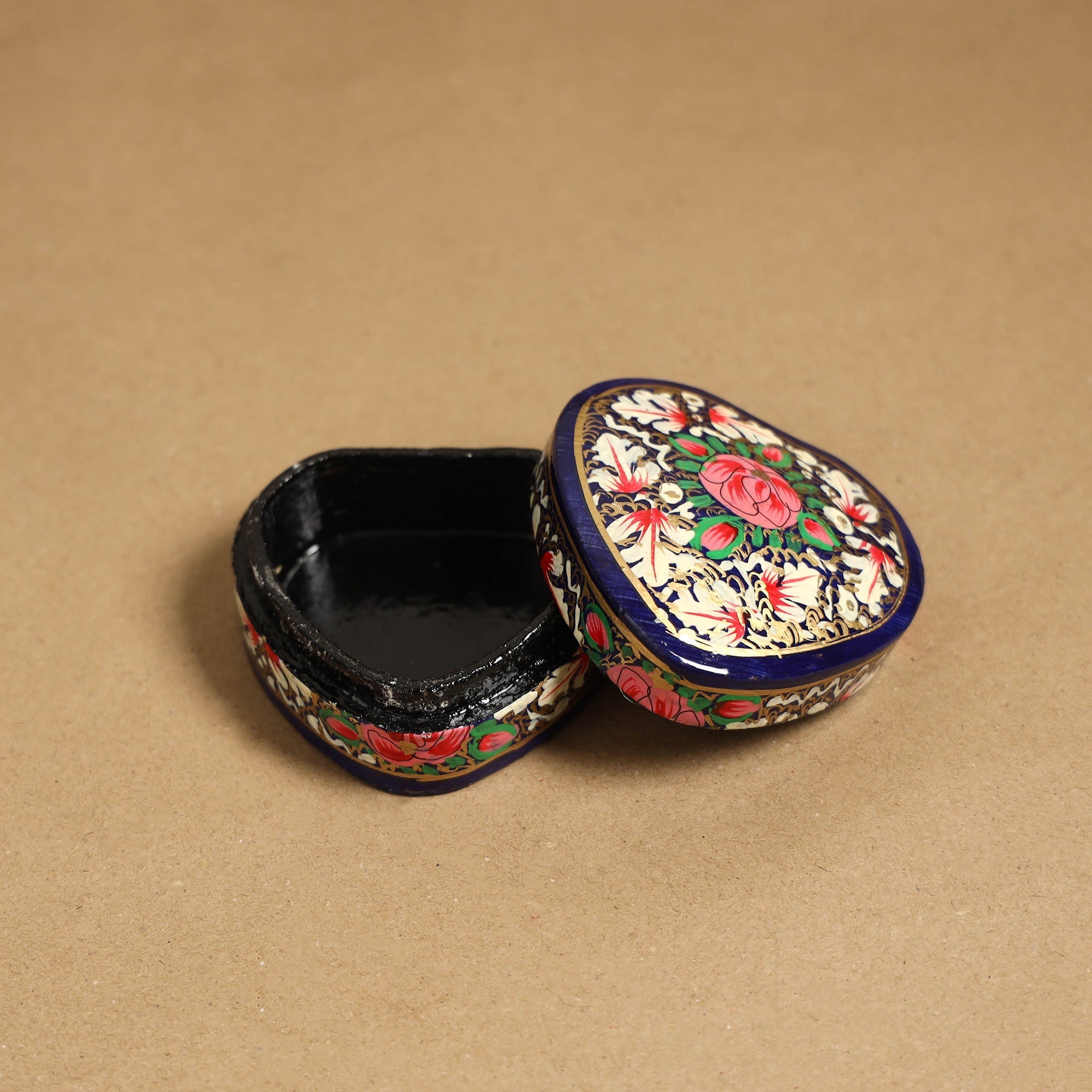 Mutlicolor - handpainted paper mache multipurpose box 19