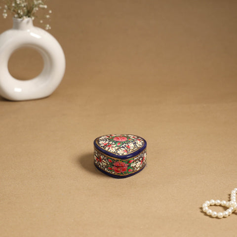 Mutlicolor - handpainted paper mache multipurpose box 19