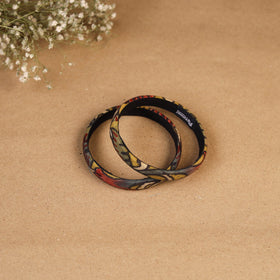 Natural dyed handpainted kalamkari bangle so2 (size - 2-8)