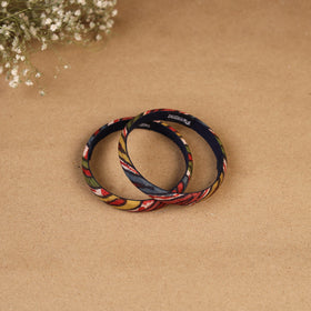 Natural dyed handpainted kalamkari bangle so2 (size - 2-8)