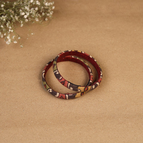 Natural dyed handpainted kalamkari bangle so2 (size - 2-8)