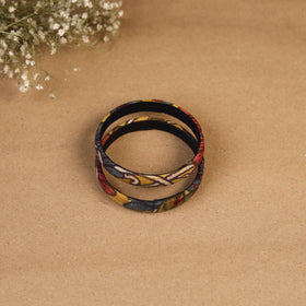 Natural dyed handpainted kalamkari bangle so2 (size - 2-8)