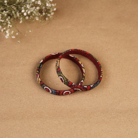 Natural dyed handpainted kalamkari bangle so2 (size - 2-8)