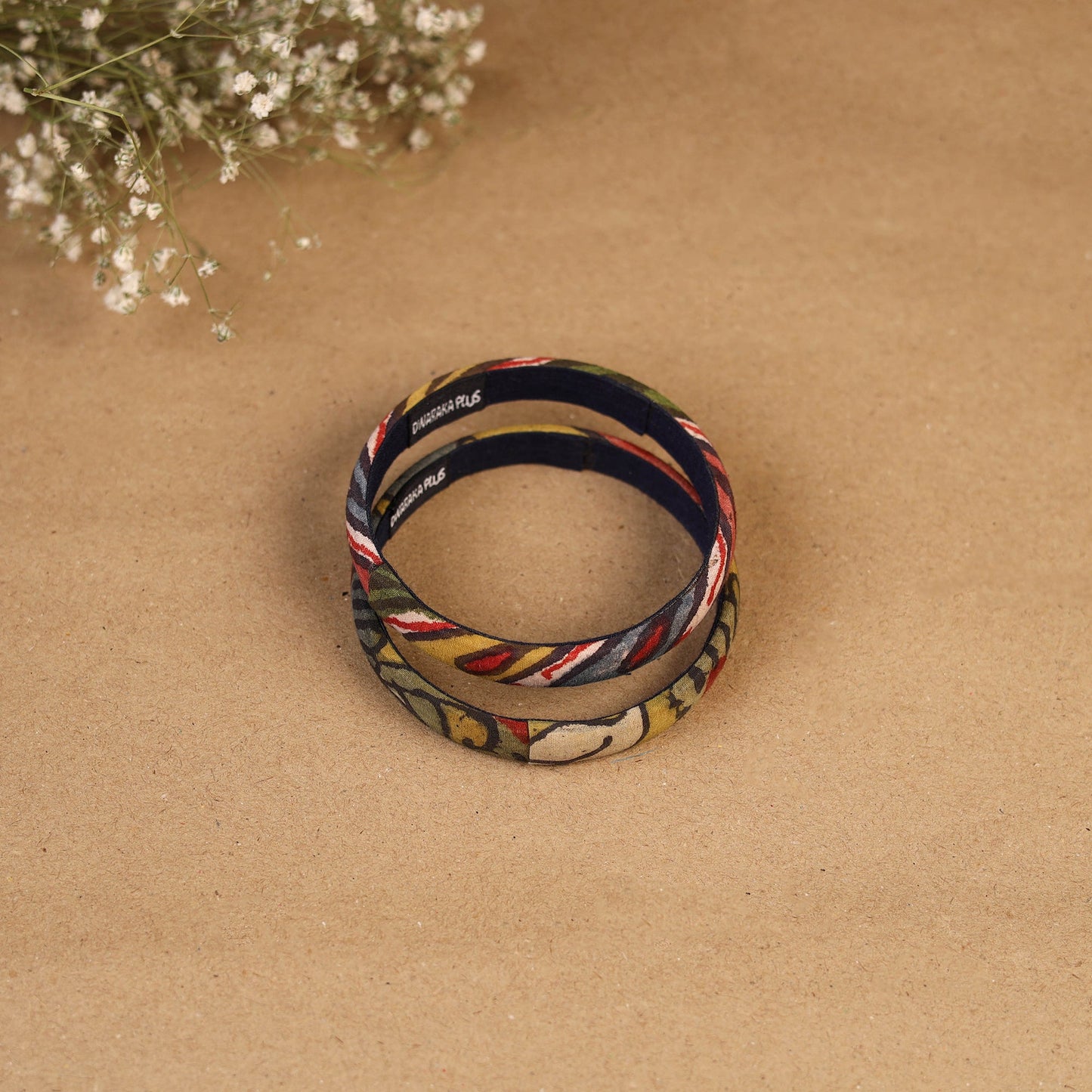 Natural dyed handpainted kalamkari bangle so2 (size - 2-8)