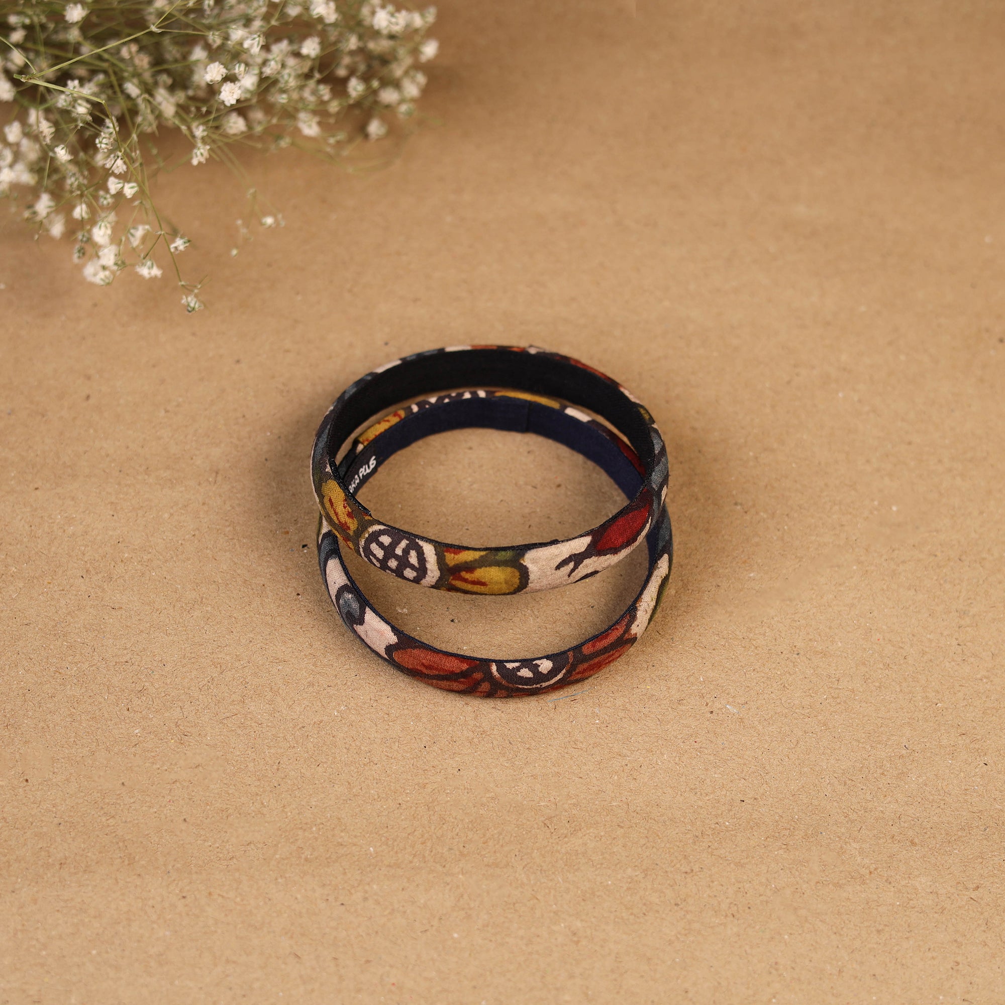 Natural dyed handpainted kalamkari bangle so2 (size - 2-8)