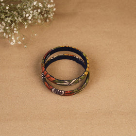 Natural dyed handpainted kalamkari bangle so2 (size - 2-8)