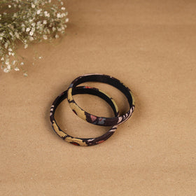 Natural dyed handpainted kalamkari bangle so2 (size - 2-8)