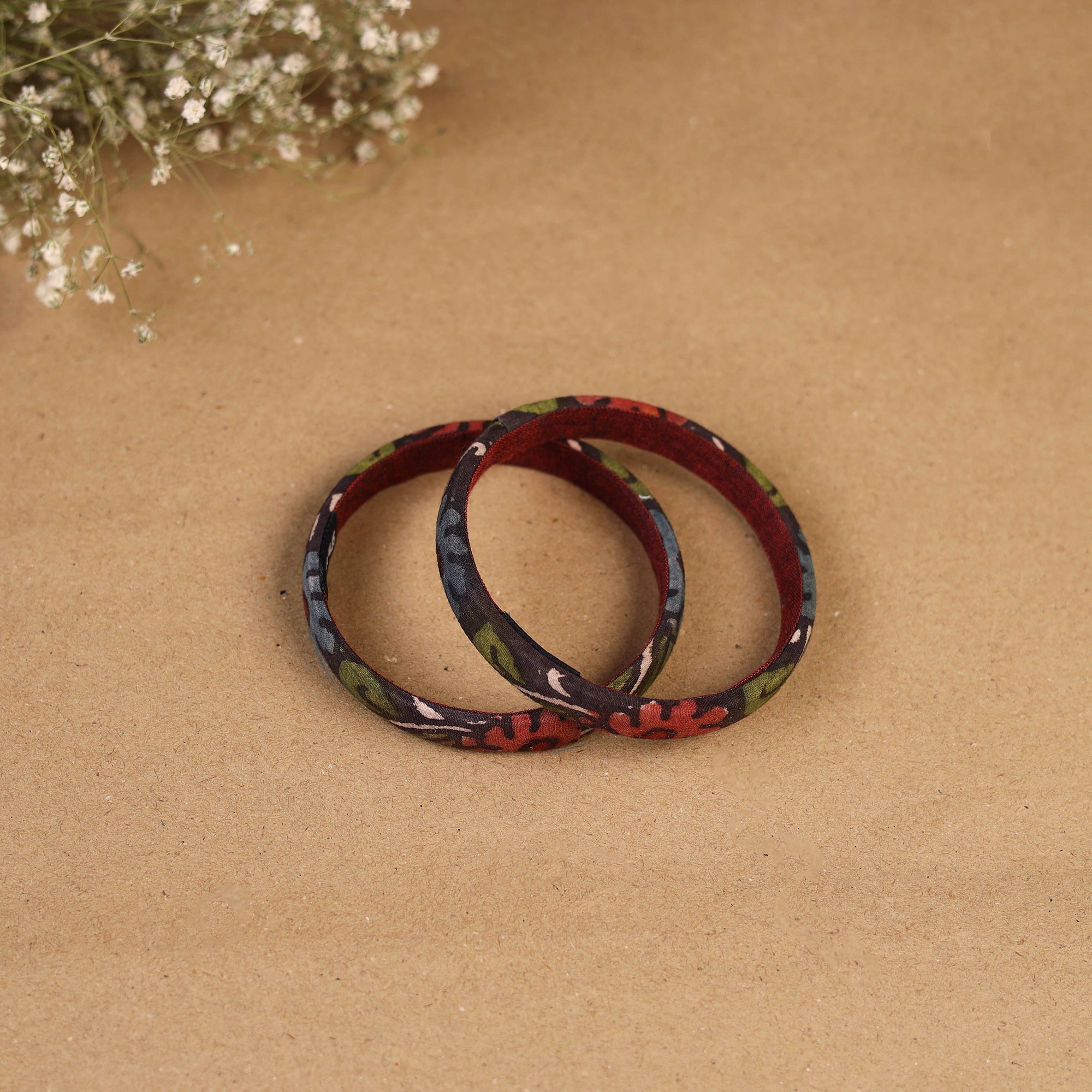 Natural dyed handpainted kalamkari bangle so2 (size - 2-8)