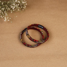 Natural dyed handpainted kalamkari bangle so2 (size - 2-8)