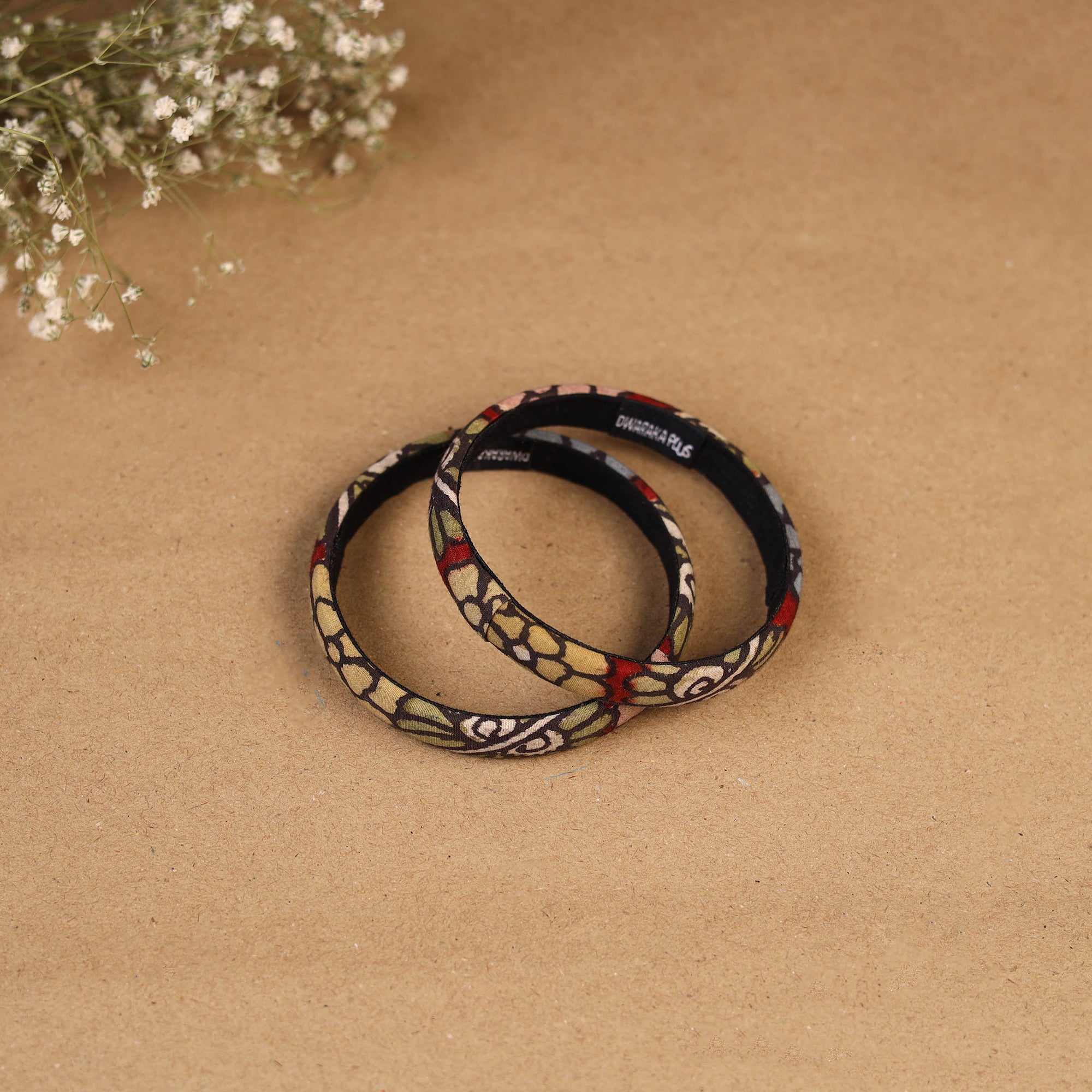 Natural dyed handpainted kalamkari bangle so2 (size - 2-8)