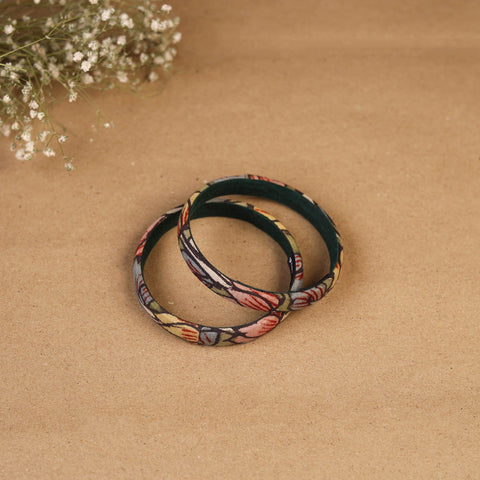 Natural dyed handpainted kalamkari bangle so2 (size - 2-8)