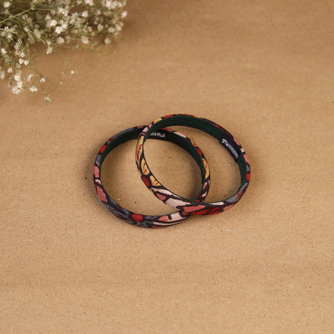 Natural dyed handpainted kalamkari bangle so2 (size - 2-8)