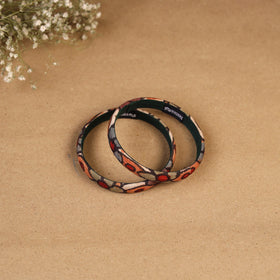 Natural dyed handpainted kalamkari bangle so2 (size - 2-8)