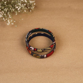 Natural dyed handpainted kalamkari bangle so2 (size - 2-8)