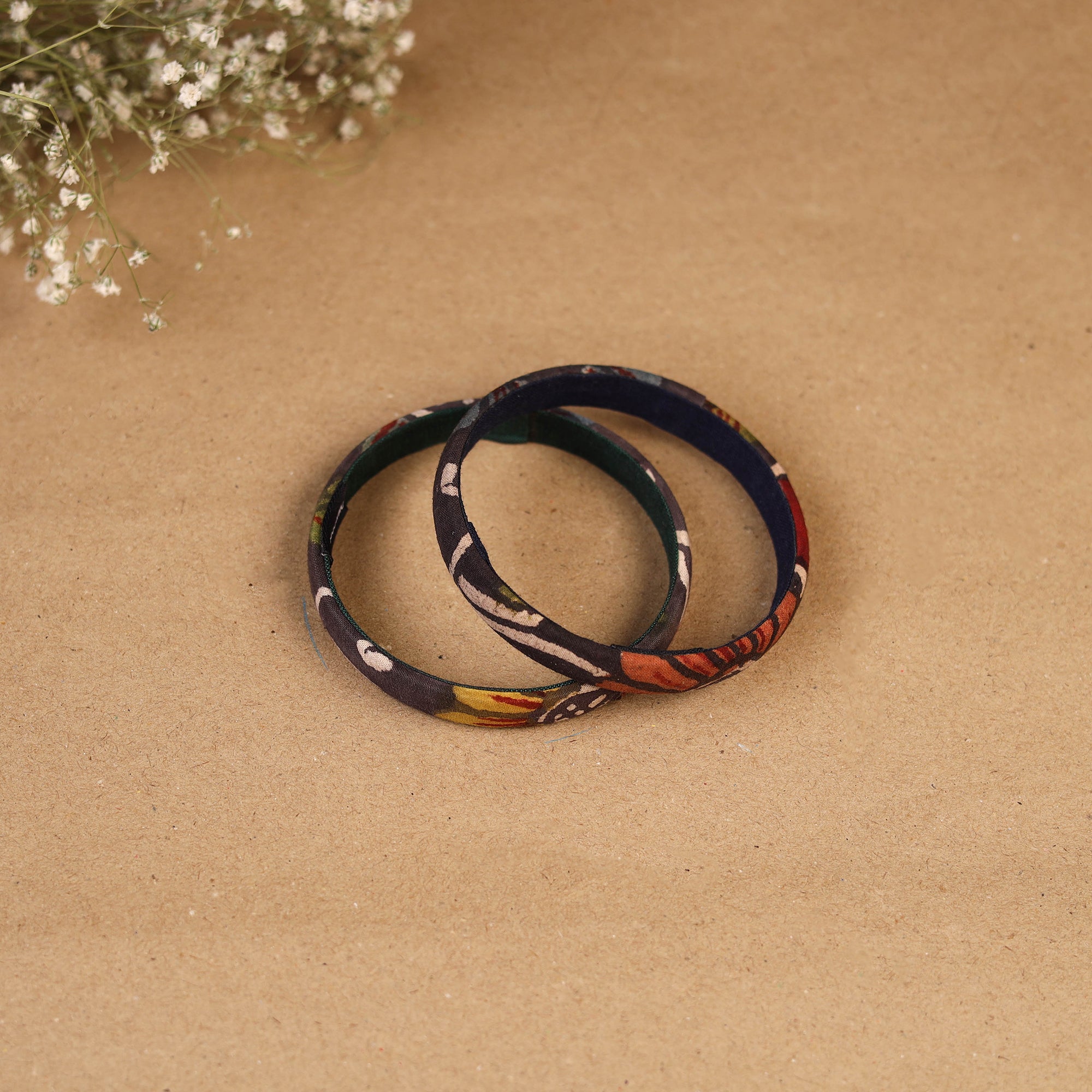 Natural dyed handpainted kalamkari bangle so2 (size - 2-8)