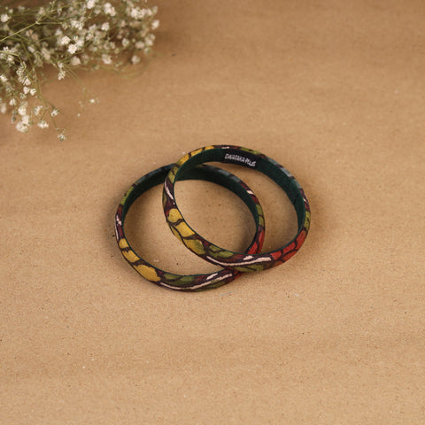Natural dyed handpainted kalamkari bangle so2 (size - 2-8)