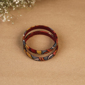 Natural dyed handpainted kalamkari bangle so2 (size - 2-8)
